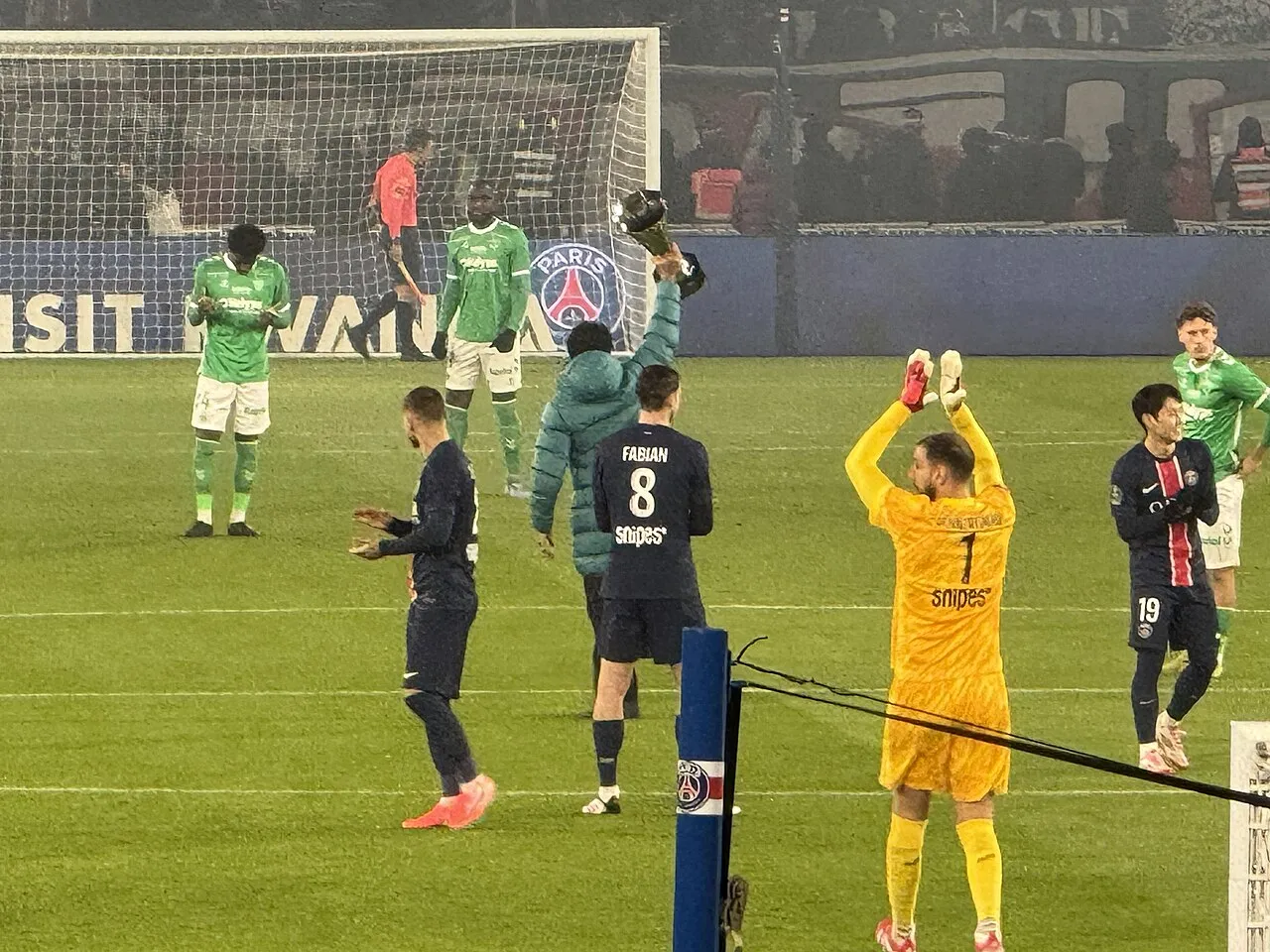 생테티엔전 현장, 등번호 19번 이강인과 PSG 선수들